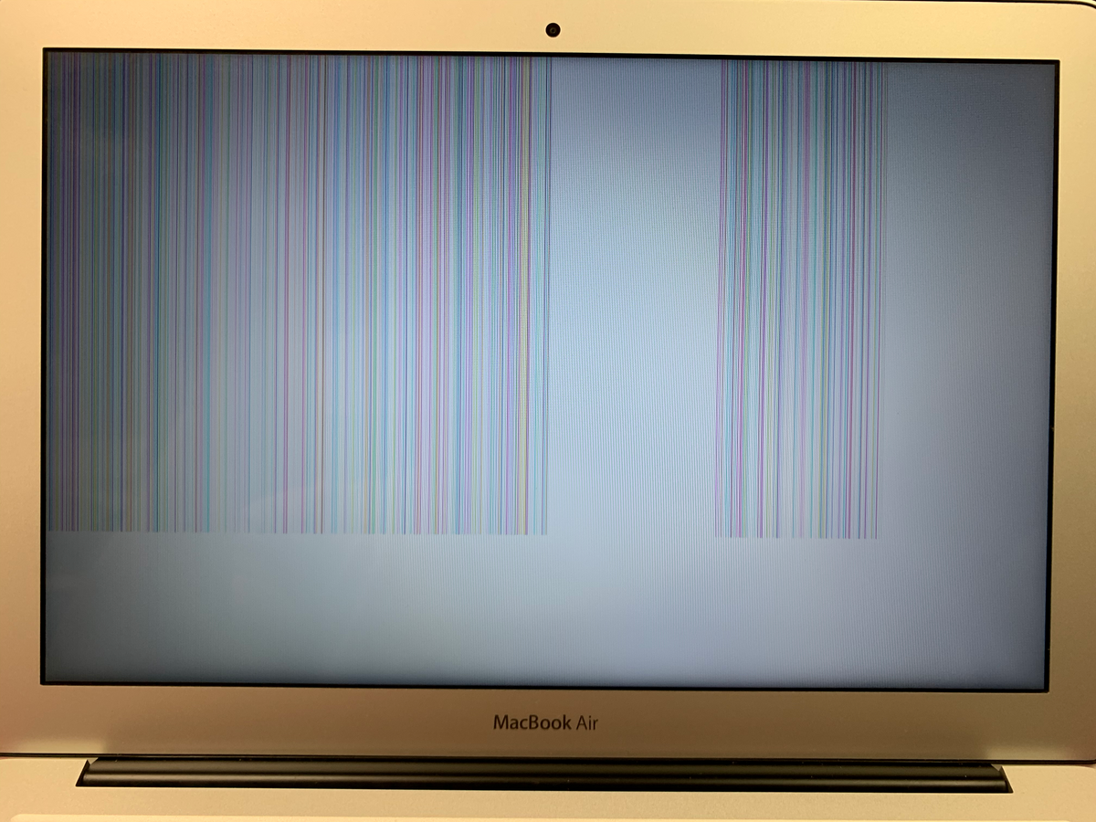 MacBook Air 13" Screen Replacement, Lines On Screen - MacBook Air 13" 2017